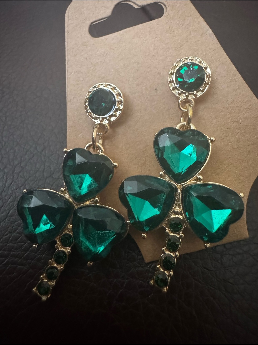 NWT Emerald Green Clover Drop Earrings with Gold Accents, Jewels